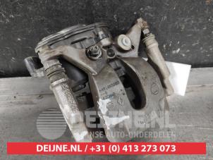 Nissan Qashqai Rear brake calliper, left O643720 photo 2