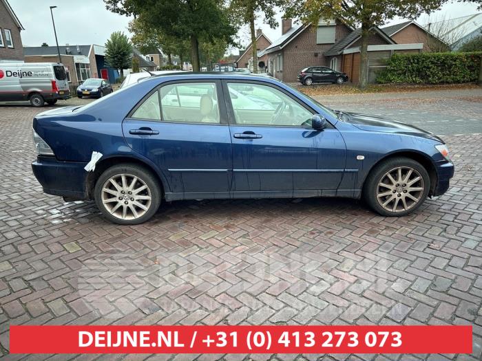 Lexus IS Türscheibe 4-türig rechts vorne O643752