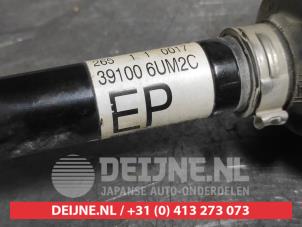 Nissan Qashqai Aandrijfas rechts-voor O643770 foto 2