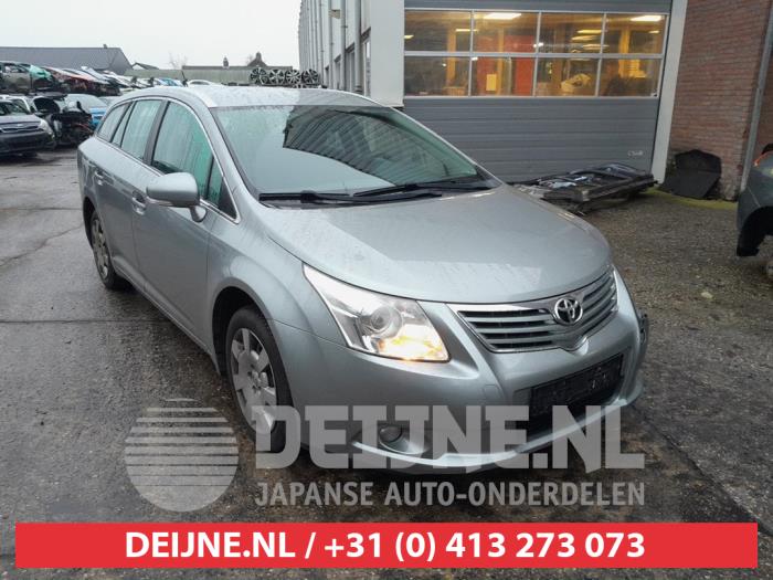 Toyota Avensis Nebelscheinwerfer rechts vorne O644007