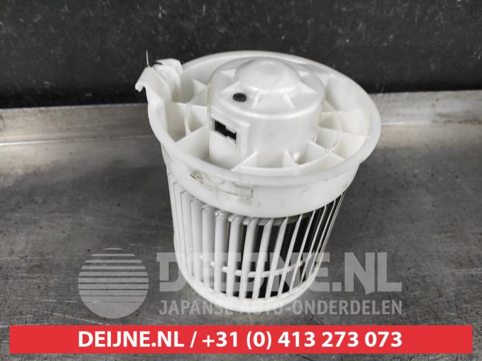Nissan X-Trail Kachel Ventilatiemotor O644094