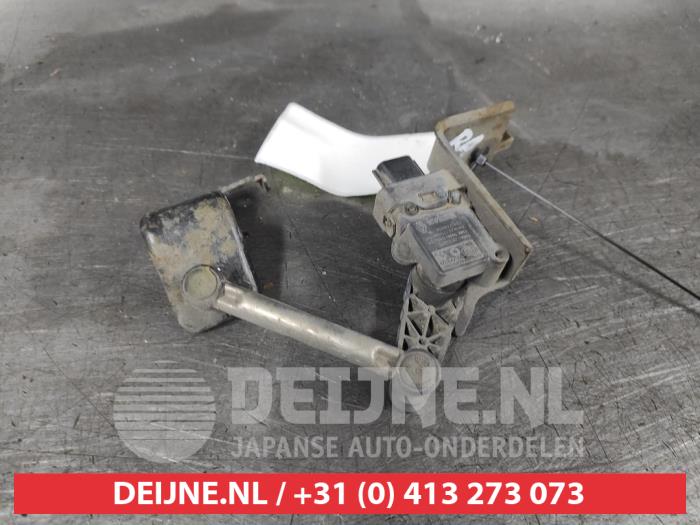 Nissan X-Trail Xenon Höhenregler O644102