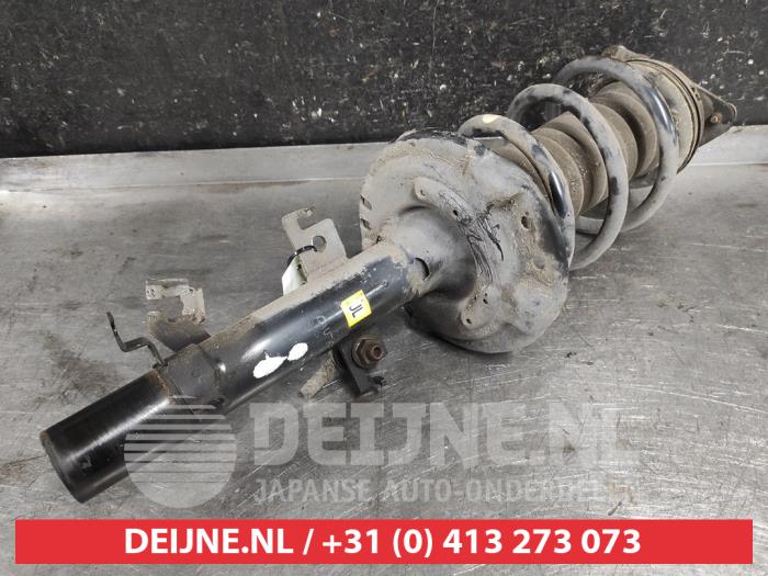 Nissan X-Trail Schokdemperpoot links-voor O644114
