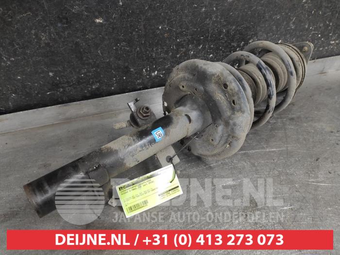 Nissan X-Trail Schokdemperpoot rechts-voor O644115