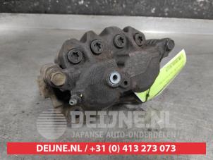 Lexus IS Remklauw (Tang) rechts-voor O644263 foto 3