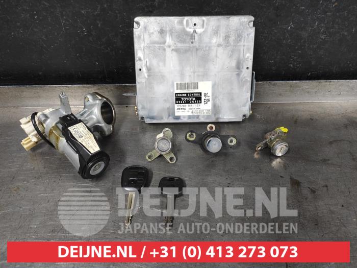 Toyota Celica Ignition lock + key O644273