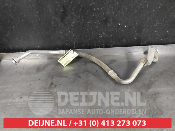 Nissan Navara Air conditioning line O644320