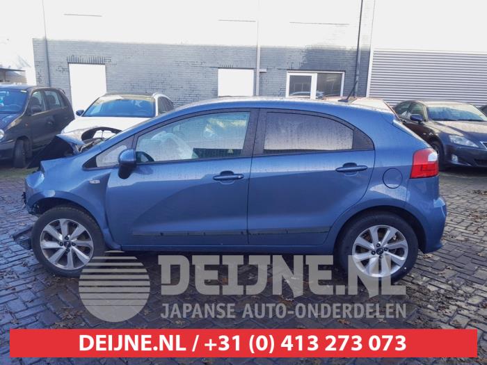Kia Rio Portierruit 4Deurs links-achter O644453