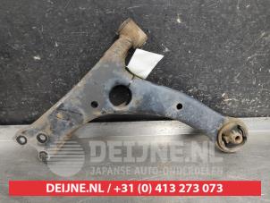 Toyota Prius Front lower wishbone, left O644685 photo 2