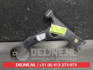 Toyota Prius Front lower wishbone, right O644686 photo 2