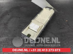 Toyota Auris Multi-functional window switch O644700 photo 2