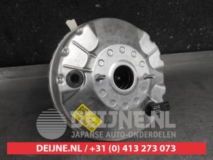 Gebruikte Rembekrachtiger Mitsubishi Colt 1.0 MPi 12V Prijs € 250,00 Margeregeling aangeboden door V.Deijne Jap.Auto-onderdelen BV