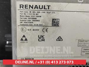Mitsubishi Colt Regelunit Multi Media O644955 foto 3