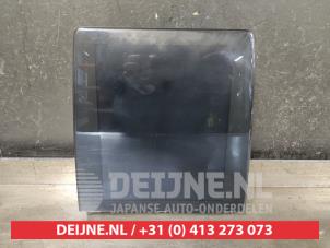 Gebruikte Display Multi Media regelunit Mitsubishi Colt 1.0 MPi 12V Prijs op aanvraag aangeboden door V.Deijne Jap.Auto-onderdelen BV