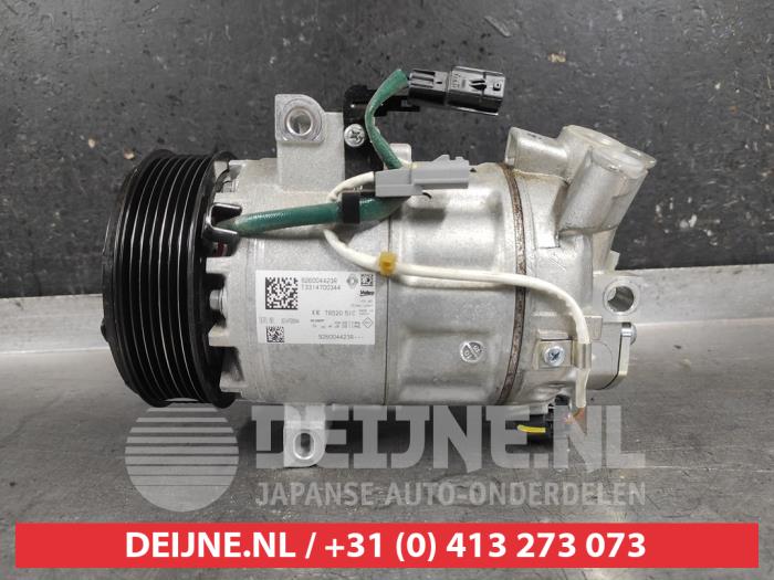 Gebruikte Aircopomp Mitsubishi Colt 1.0 MPi 12V Prijs € 350,00 Margeregeling aangeboden door V.Deijne Jap.Auto-onderdelen BV