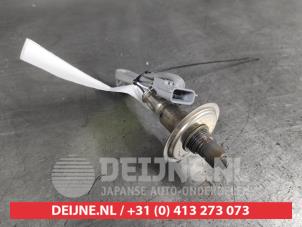 Gebruikte Lambda Sonde Mitsubishi Colt 1.0 MPi 12V Prijs € 50,00 Margeregeling aangeboden door V.Deijne Jap.Auto-onderdelen BV