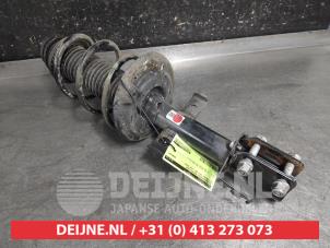 Gebruikte Mac Phersonpoot rechts-voor Mitsubishi Colt 1.0 MPi 12V Prijs op aanvraag aangeboden door V.Deijne Jap.Auto-onderdelen BV