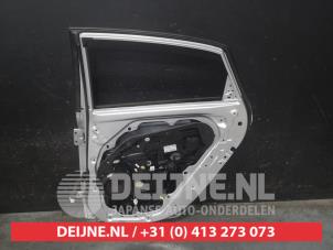 Hyundai I30 Portier 4Deurs rechts-achter O645243 foto 2