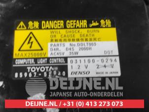 Toyota Auris Xenon module O645413 foto 2
