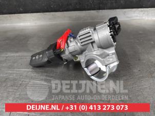 Hyundai I30 Kontaktslot+Sleutel O645442 foto 2