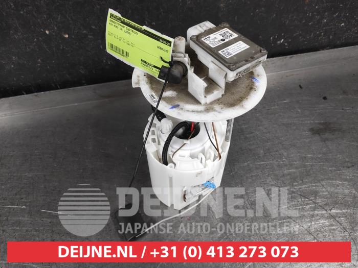 Gebruikte Tank element Pomp Kia Niro I (DE) 1.6 GDI Hybrid Prijs € 100,00 Margeregeling aangeboden door V.Deijne Jap.Auto-onderdelen BV