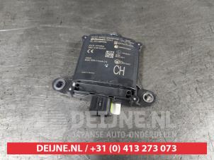 Gebruikte Dode hoek sensor Toyota C-HR (X1,X5) 1.8 16V Hybrid Prijs € 100,00 Margeregeling aangeboden door V.Deijne Jap.Auto-onderdelen BV