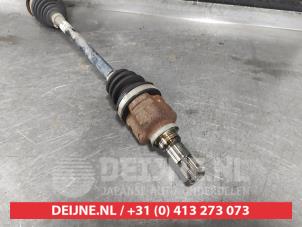 Toyota Yaris Front drive shaft, left O645905 photo 2