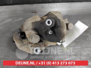 Mazda 5 Remklauw (Tang) links-voor O645972 foto 3