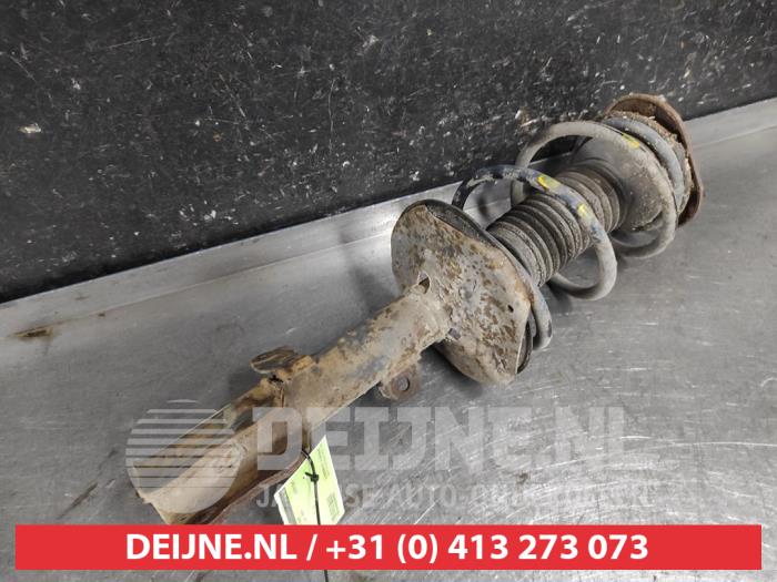 Toyota Avensis Schokdemperpoot links-voor O646056