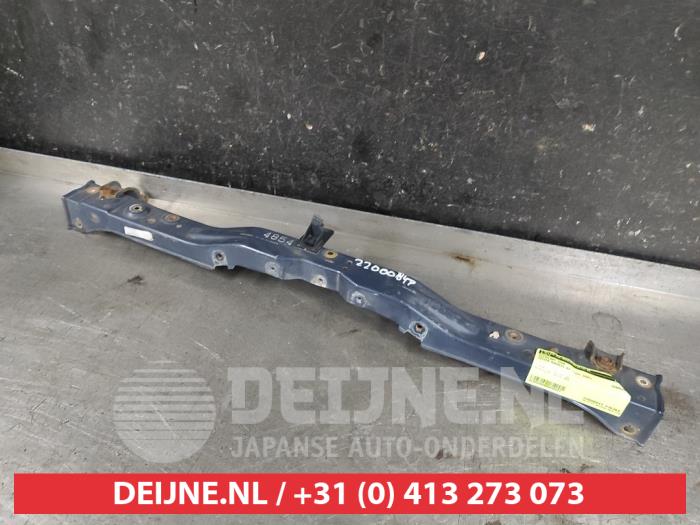 Toyota Avensis Slotplaat voor O646057