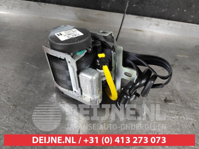 Hyundai I10 Front seatbelt, right O646095
