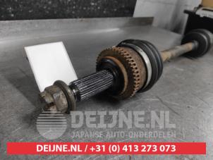 Hyundai I30 Aandrijfas links-voor O646111 foto 2