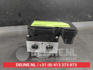 Gebruikte ABS Pomp Toyota C-HR (X1,X5) 1.8 16V Hybrid Prijs € 150,00 Margeregeling aangeboden door V.Deijne Jap.Auto-onderdelen BV