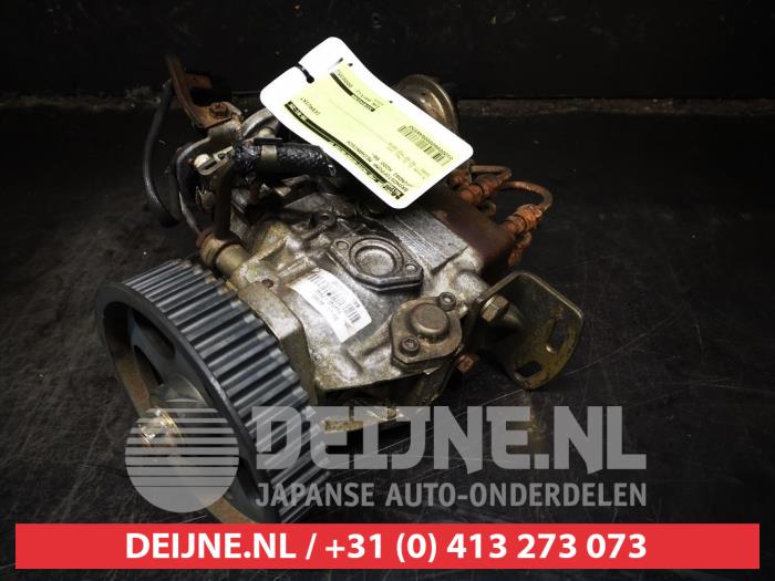 Hyundai H200 Mechanical fuel pump O646550