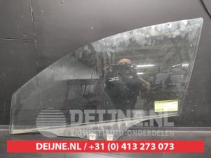 Gebruikte Deurruit 4Deurs links-voor Mazda 3 Sport (BK) 2.3i 16V MPS Turbo Prijs € 25,00 Margeregeling aangeboden door V.Deijne Jap.Auto-onderdelen BV