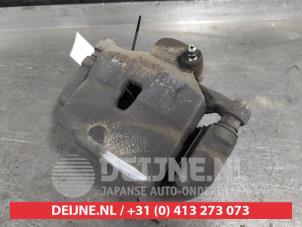 Hyundai I30 Bremszange links vorne O646720 foto 2