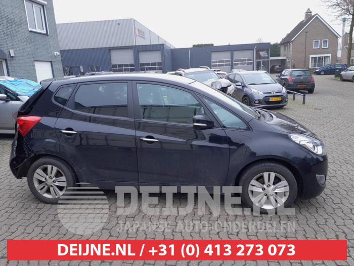 Hyundai IX20 Extra Ruit 4Deurs rechts-achter O646799