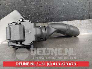 Toyota Corolla Light switch O646820 photo 2