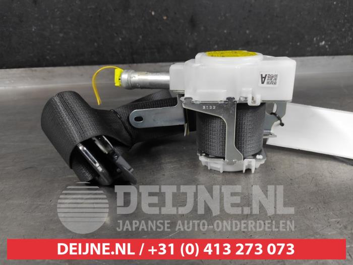 Toyota Corolla Sicherheitsgurt rechts vorne O646824