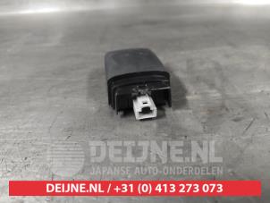 Gebruikte Regensensor Toyota Corolla (E21/EA1/EH1) 2.0 16V Hybrid Prijs € 25,00 Margeregeling aangeboden door V.Deijne Jap.Auto-onderdelen BV