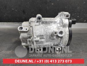 Gebruikte Pomp Airco Toyota Corolla (E21/EA1/EH1) 2.0 16V Hybrid Prijs € 200,00 Margeregeling aangeboden door V.Deijne Jap.Auto-onderdelen BV