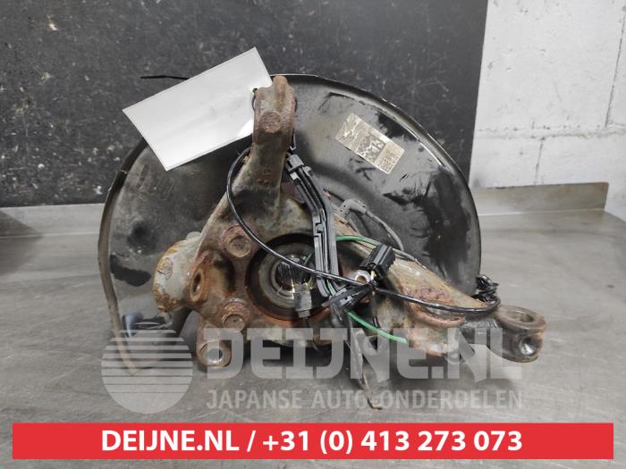Toyota Corolla Achsschenkel links vorne O646908