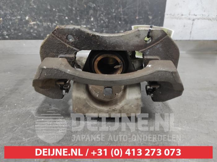 Toyota Prius Plus Remklauw (Tang) links-achter O647068