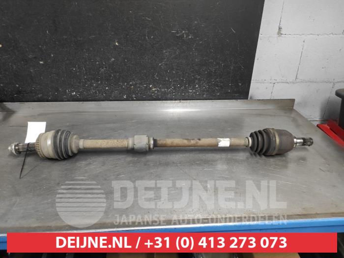 Hyundai IX20 Aandrijfas rechts-voor O647129