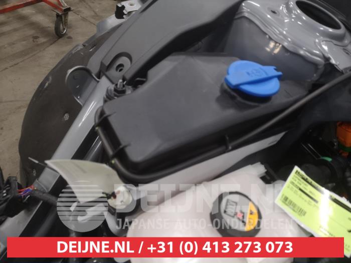Kia EV6 Ruitensproeiertank voor O647156