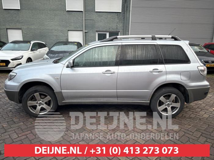 Mitsubishi Outlander Türscheibe 4-türig links vorne O647267