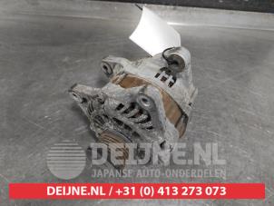 Gebruikte Alternator Nissan Qashqai (J10) 2.0 16V Prijs € 35,00 Margeregeling aangeboden door V.Deijne Jap.Auto-onderdelen BV