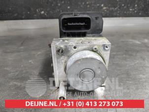Toyota Urban Cruiser ABS pump O647388 photo 3