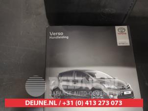 Toyota Verso Betriebsanleitung O647584 foto 2