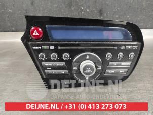 Gebruikte Radio Honda Insight (ZE2) 1.3 16V VTEC Prijs € 50,00 Margeregeling aangeboden door V.Deijne Jap.Auto-onderdelen BV